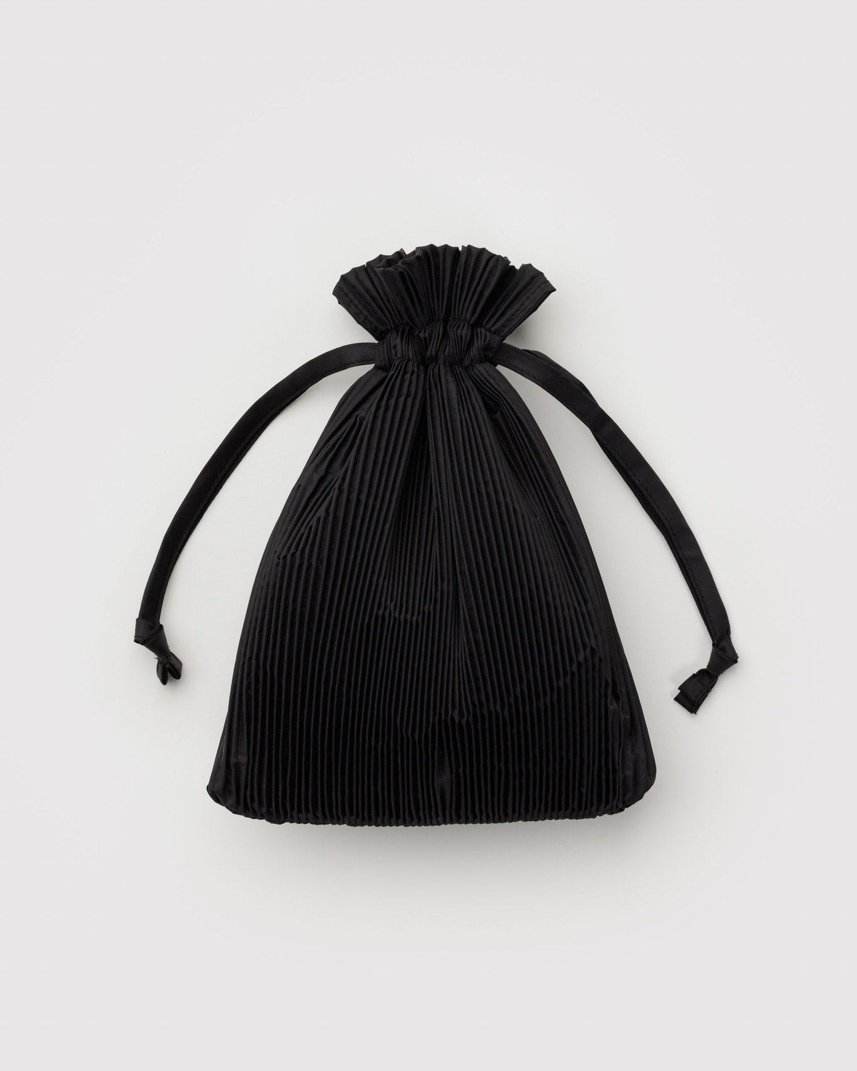 Pleated Baggu Black